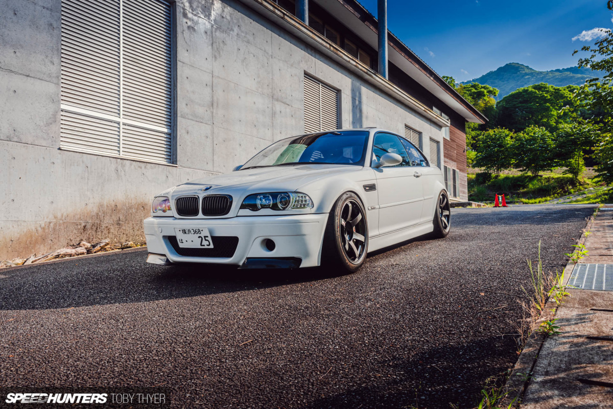 Extraordinary BMW E46 M3 CSL - RallyWays