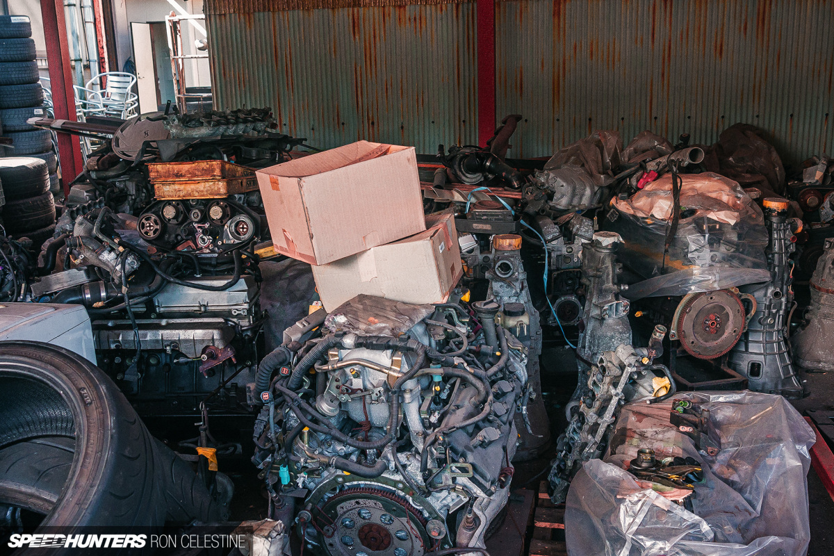 Speedhunters_Ron_Celestine_R31House_GarageTour_Engines