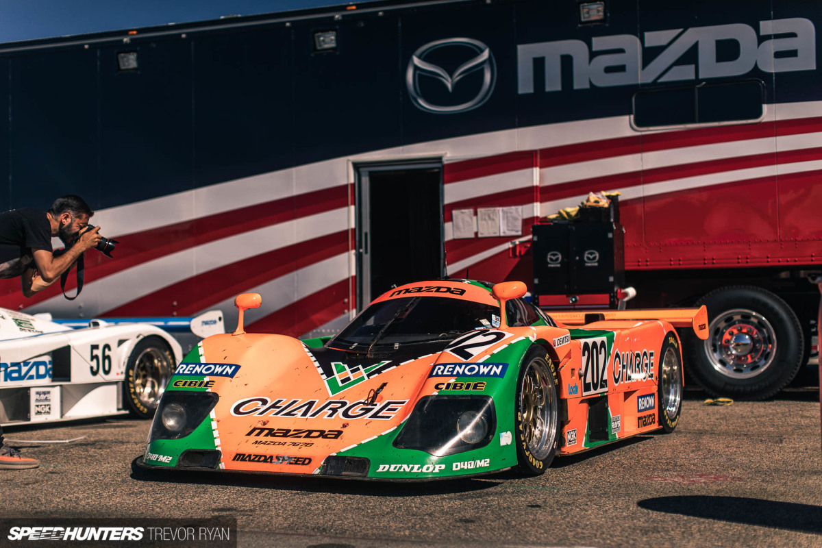 Gå igenom historien på Rolex Monterey Motorsports Reunion Tjänadeg