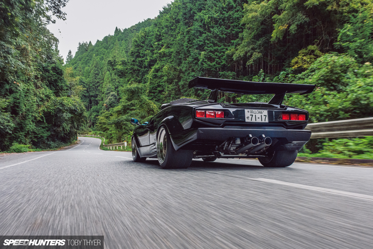 Toby_Thyer_Photographer_Countach_25thAnniversary-29