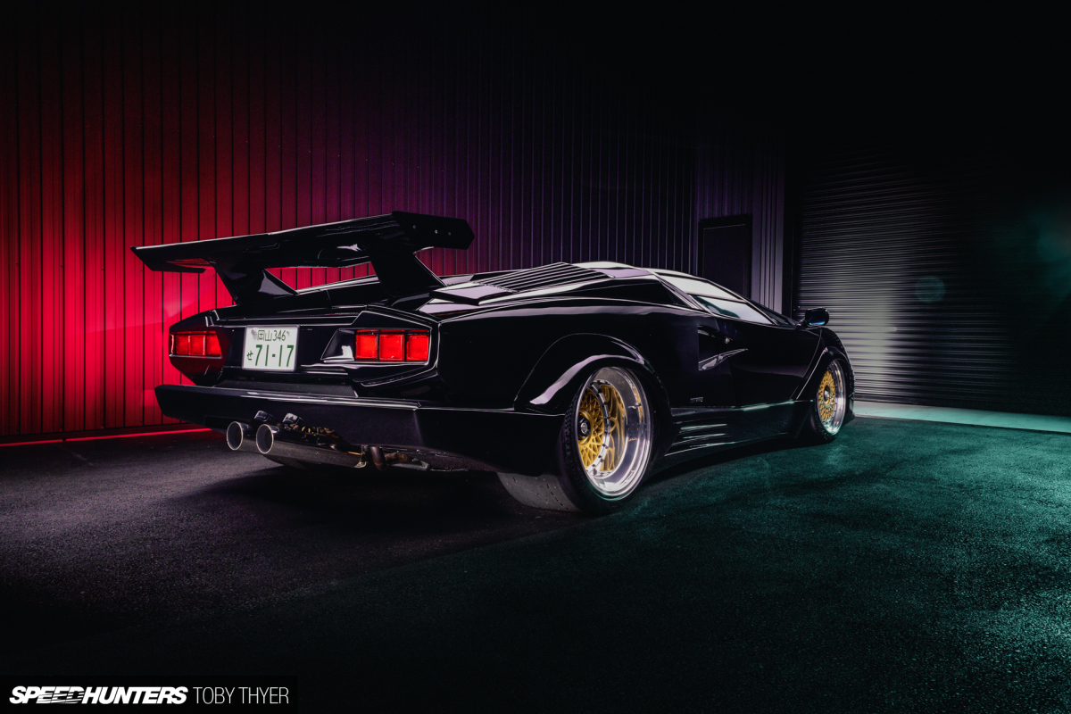 Toby_Thyer_Photographer_Countach_25thAnniversary-2