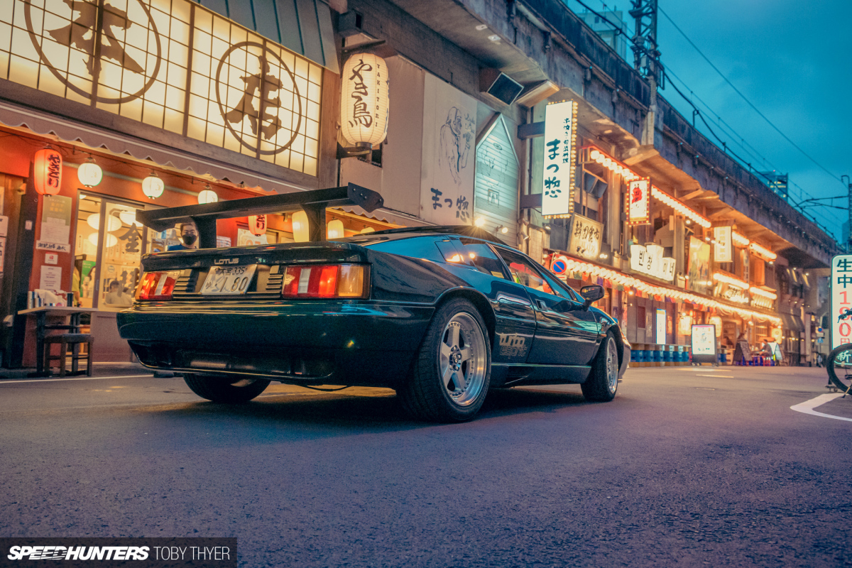 Toby_Thyer_Photographer_Lotus_Esprit-12