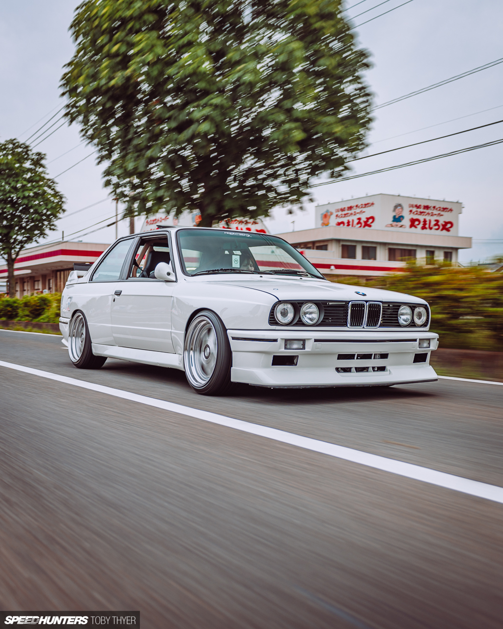 bmw e30 tuning white