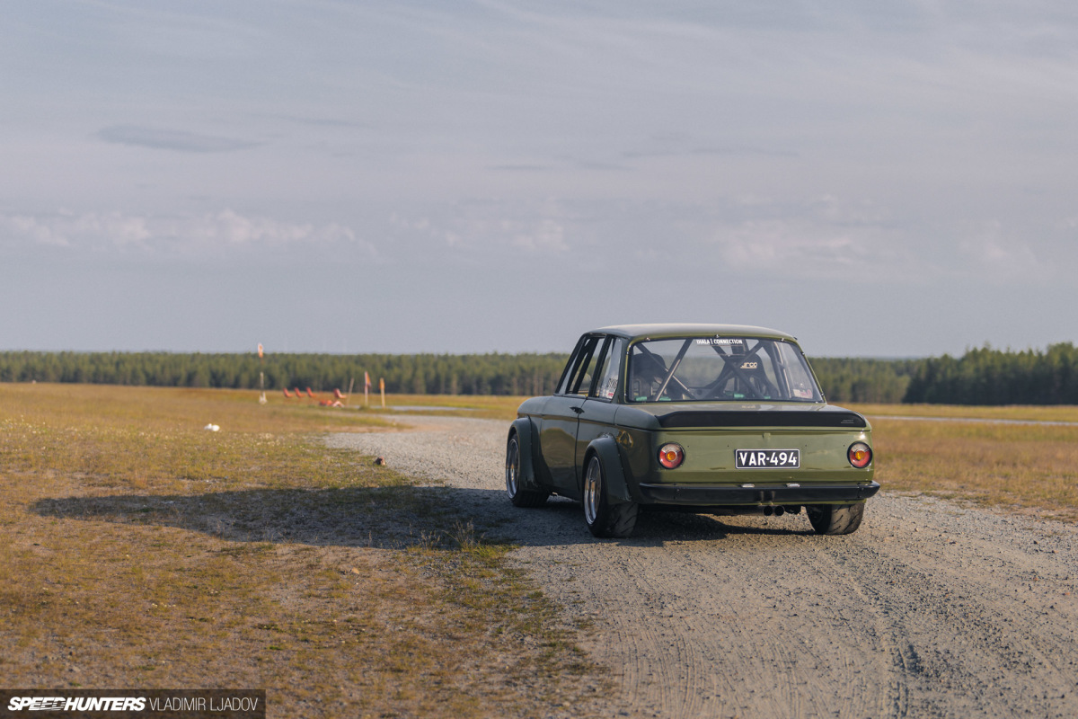 bmw-1602-by-wheelsbywovka-27