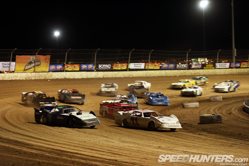 World Of Outlaws: The Art Of Dirt Oval Racing - Speedhunters