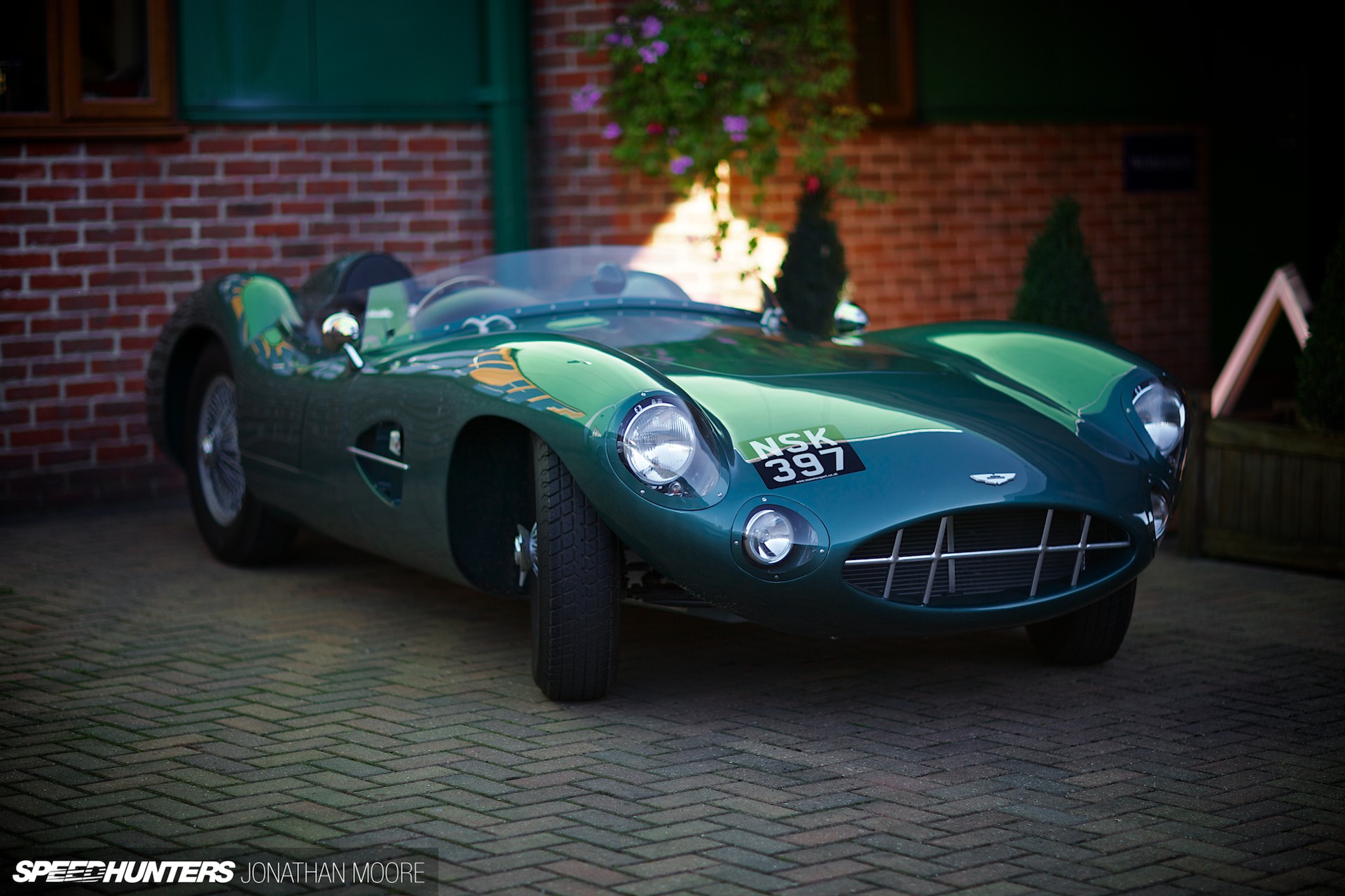 Ask Stirling Moss: The Legend Wants Your Questions - Speedhunters