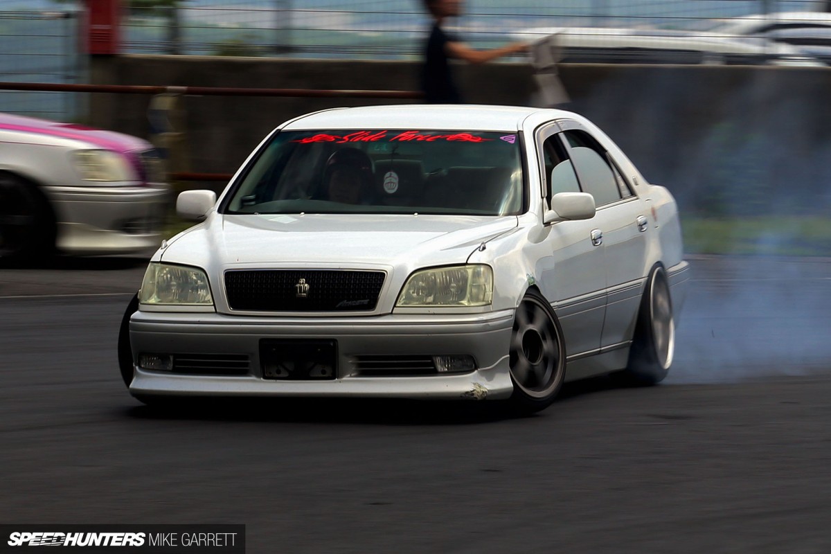 Toyota Crown athlete stance