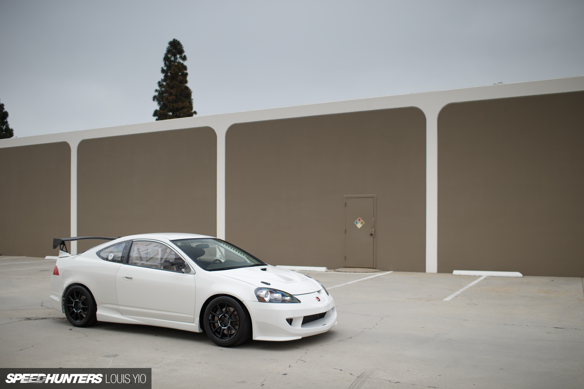 The Thoroughbred: A DC5 RSX Racer - Speedhunters