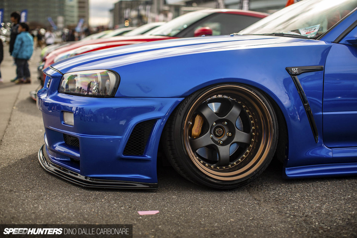 Unleash The Fury: A Bagged R34 GT-R - Speedhunters