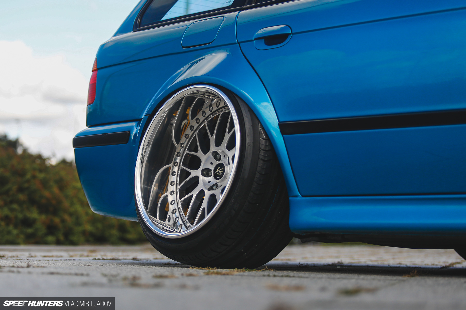 A Stanced & Supercharged BMW E39 Touring - Speedhunters