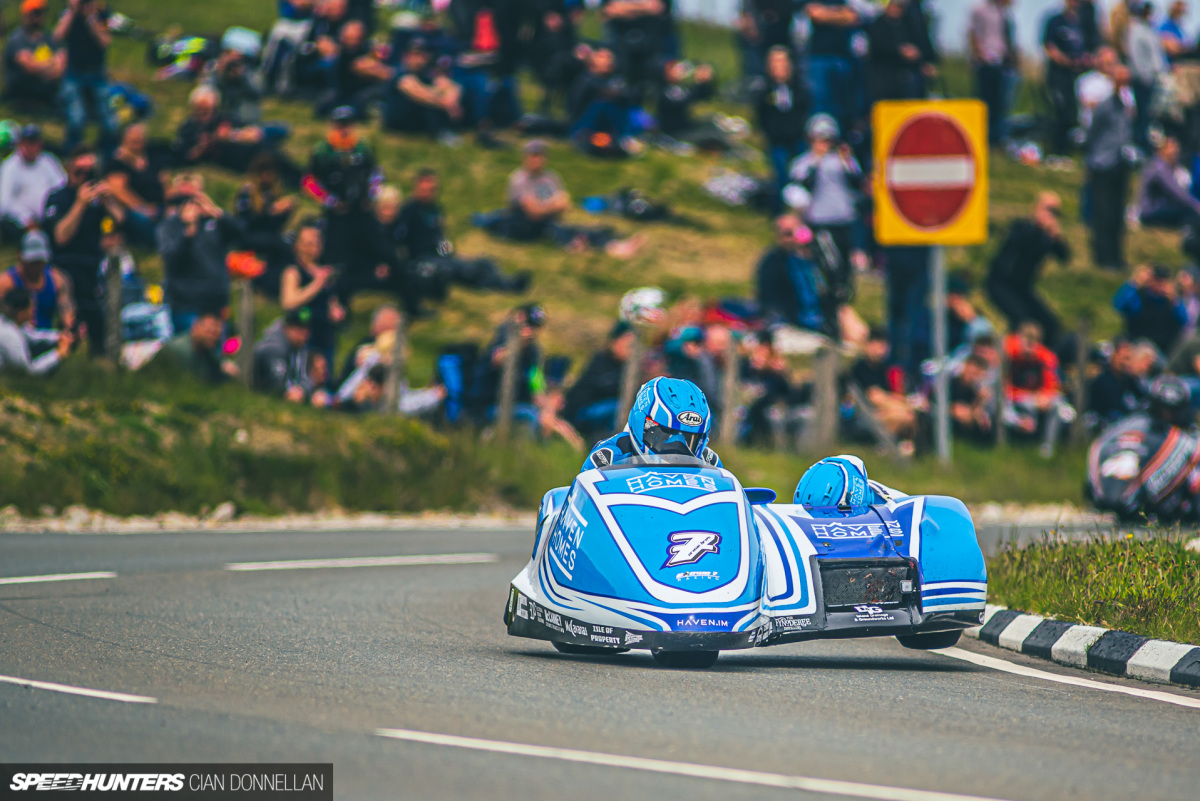 Isle_of_Man_TT_on_Speedhunters_Pic_By_Cian_Don (3)
