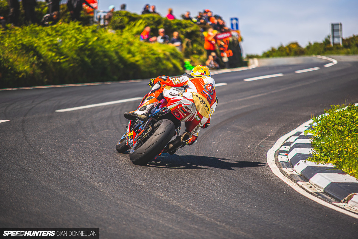 Isle_of_Man_TT_on_Speedhunters_Pic_By_Cian_Don (152)